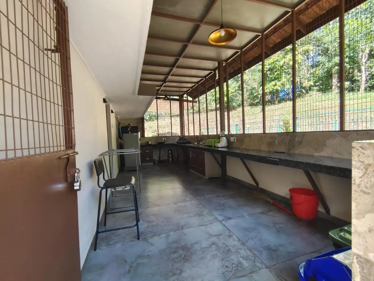 Iru Homes - Premium Pool Villa Ambalavayal インド