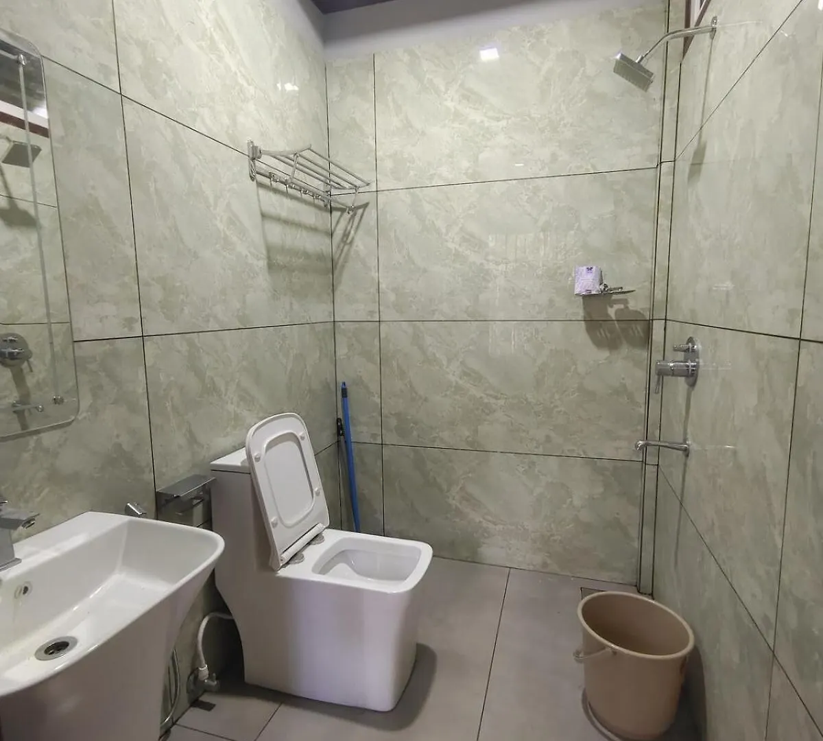 Iru Homes - Premium Pool Villa Ambalavayal